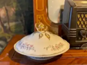 antika porselen alan yerler, porselen heykel alan yerler, meissen, sevres, antika alanlar, antika eşya alan yerler, osmanlı porselen, turalı porselen, elboyama porselen, fransız porselen