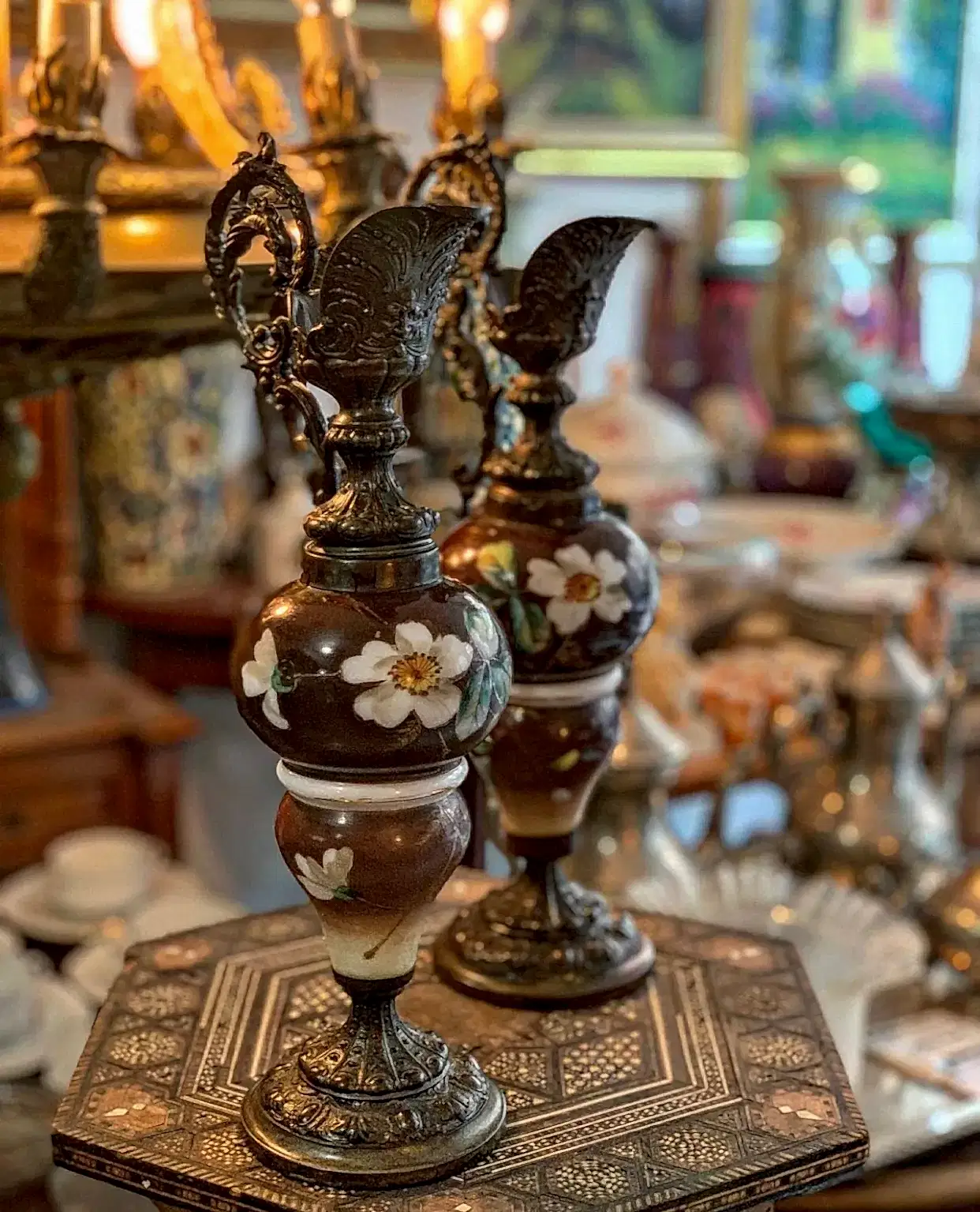 Kadıköy Antikacı Antika Eşya Alımı-Kadıköy Antika Alanlar-İstanbul Antika Alanlar-Antika Alanlar-Kalem Alanlar-Halı Alanlar-Gümüş Alanlar